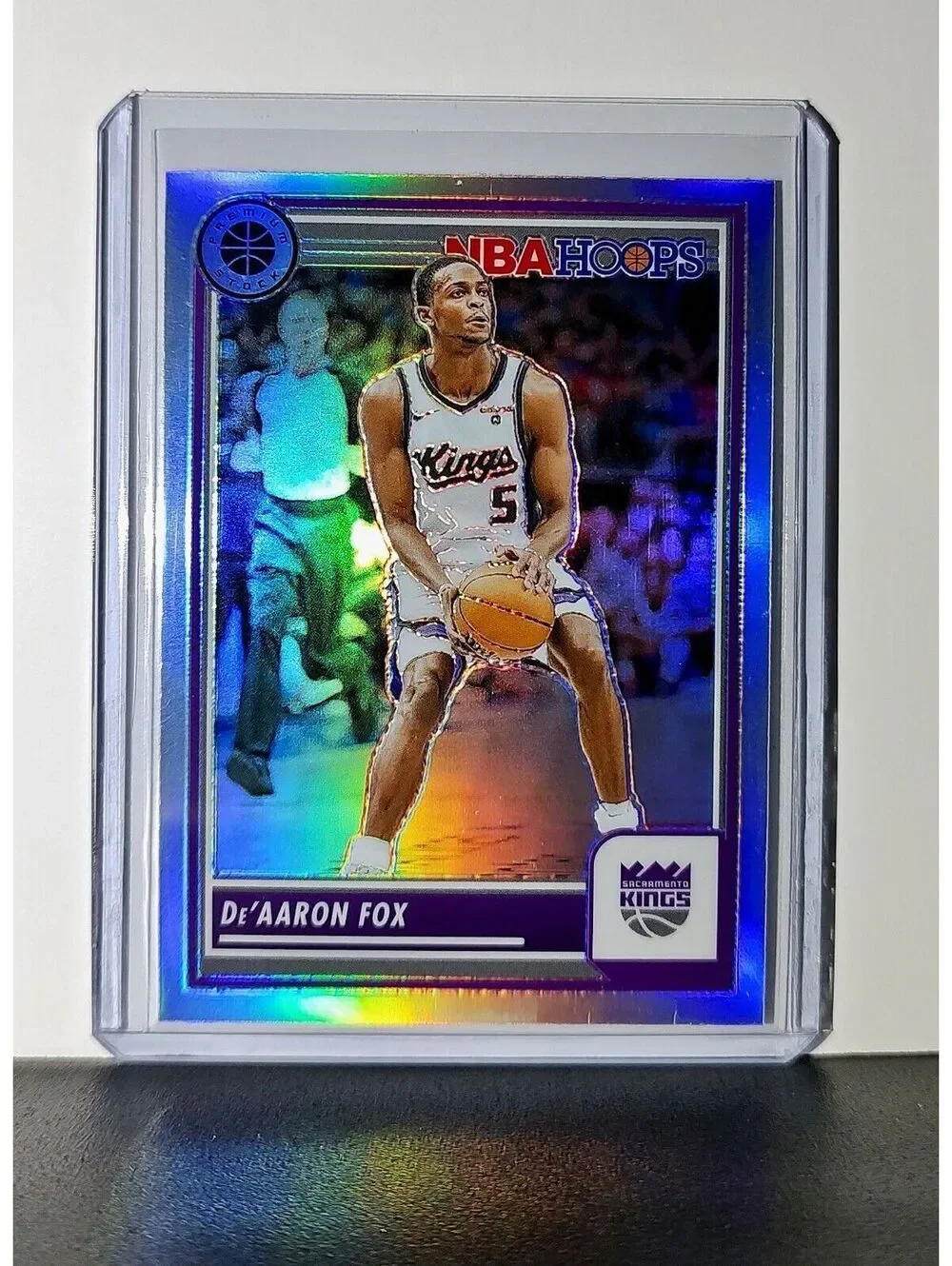 De’Aaron Fox 2023-24 Panini Premium Stock NBA Hoops #199 Prizm Refractor Kings